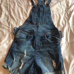 Denim overalls shorts!